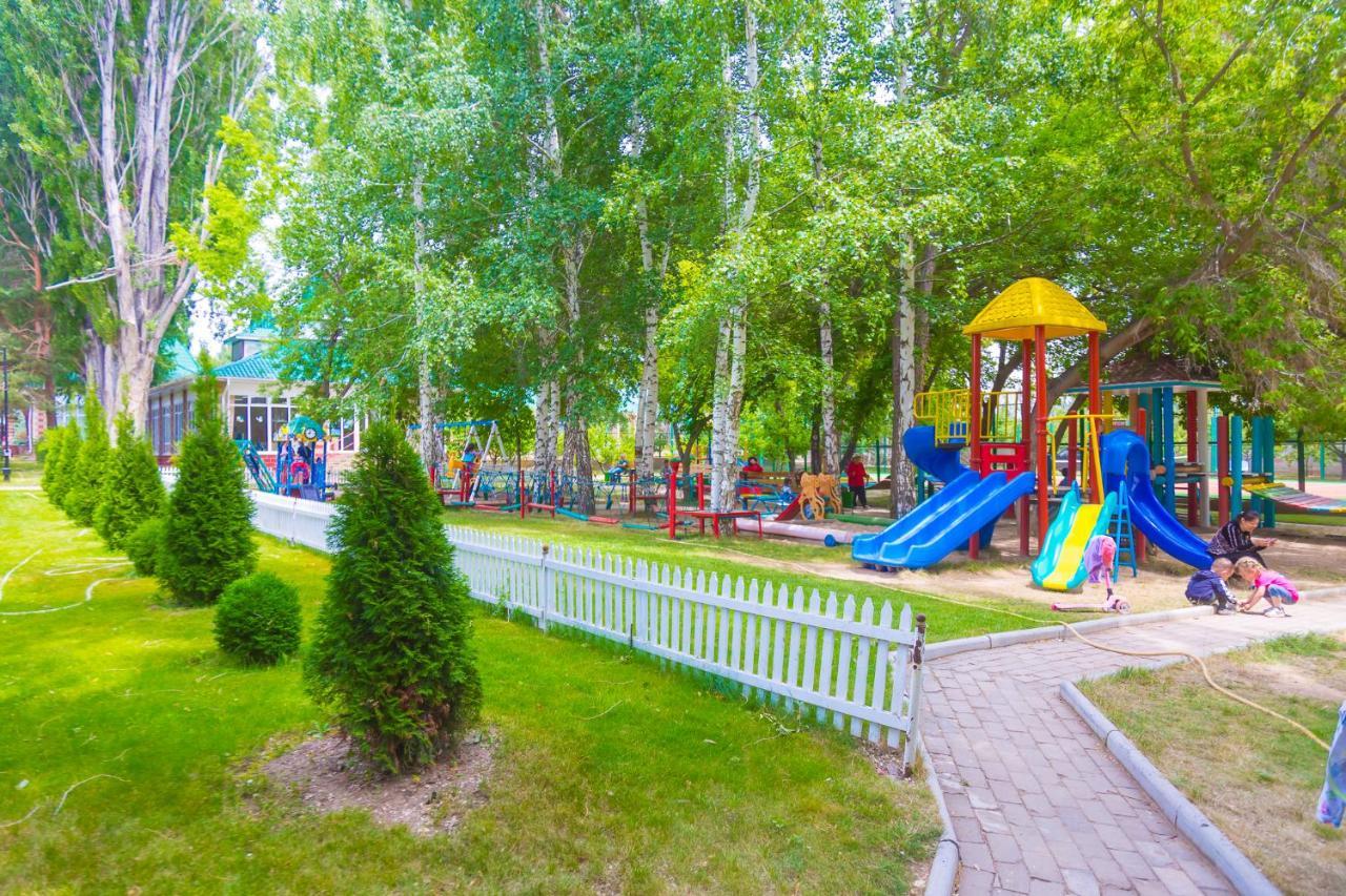 Resort Center Raduga Dolinka المظهر الخارجي الصورة